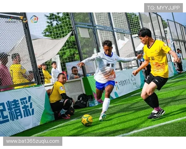 365足球真人国际让你足不出户就能沉浸在全球顶级足球真人对决的精彩瞬间 365足球真人国际让你足不出户就能沉浸在全球顶级足球真人对决的精彩瞬间